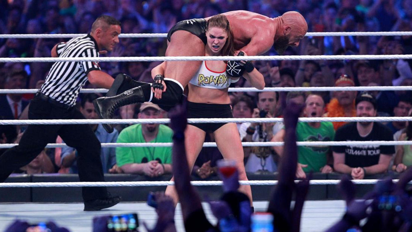 ronda-rousey-hhh-wrestlemania-34-wwe