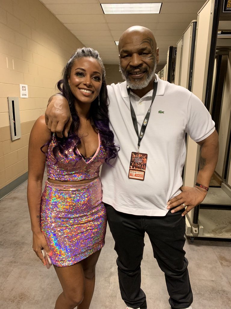 Informacje w sprawie występu Mike'a Tysona w AEW, Otis o powrocie Heavy Machinery i pracy z Chadem Gable, Powrót tygodniówki WWE 205 Live