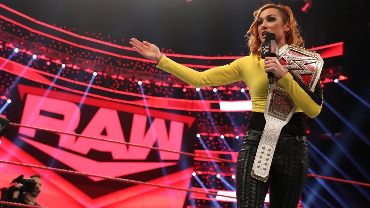 Becky-Lynch-4