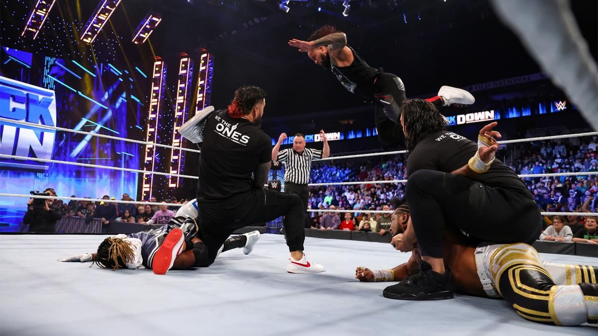 reigns-kofi