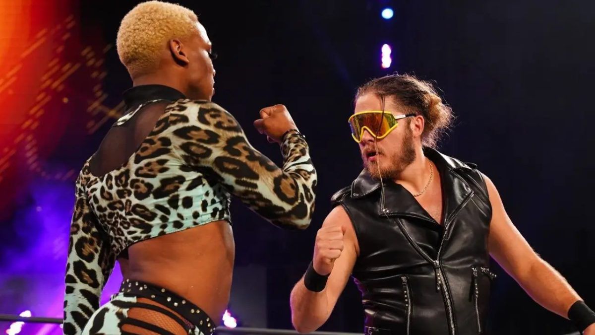 Joey-Janela-Sonny-Kiss.jpg.optimal
