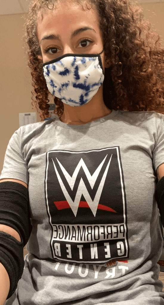samantha-irvin-shares-before-amp-after-photos-from-grueling-wwe-tryout-02