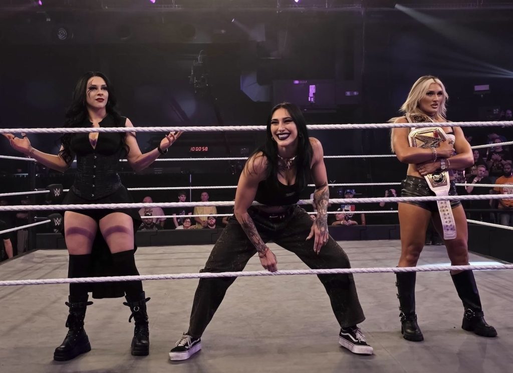 Ripley Vaquer Straton